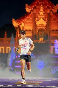 BIB: 044
                            <button type="button" onclick="openModal(22468194)" class="btn btn-primary btn-sm float-right btn-popup" data-toggle="modal" data-target=".modal-high-quality">
                        <i class="fas fa-shopping-cart"></i> Add to Cart
                    </button>
                                            <button type="button" onclick="isThisMe(22468194, true)" class="btn btn-success btn-sm float-right btn-popup btn-isme hidden" data-toggle="tooltip" data-placement="bottom" title="นี่คือรูปของคุณใช่ไหม คลิกที่นี่เพื่อเอาเข้าอัลบั้ม">
                        <i class="fas fa-plus"></i> Add to album
                    </button>
                    <button type="button" onclick="isThisMe(22468194, false)" class="btn btn-warning btn-sm float-right btn-popup btn-isnotme hidden">
                        <i class="fas fa-ban"></i> Remove from album
                    </button>